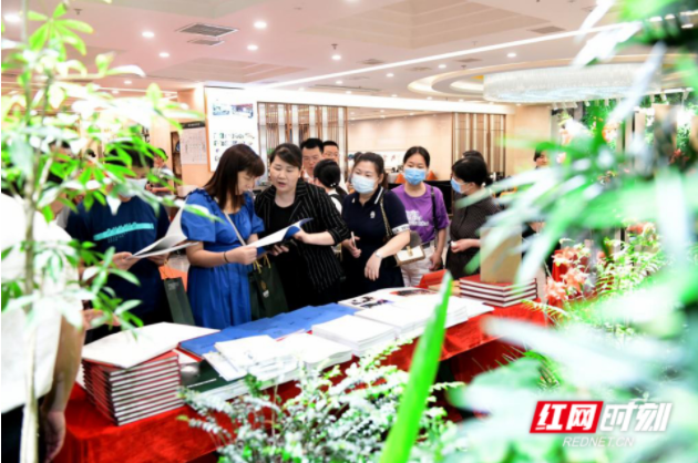 示範（fàn）標杆！這場開（kāi）在健（jiàn）康養生企業（yè）的標（biāo）準化業務參觀有看頭